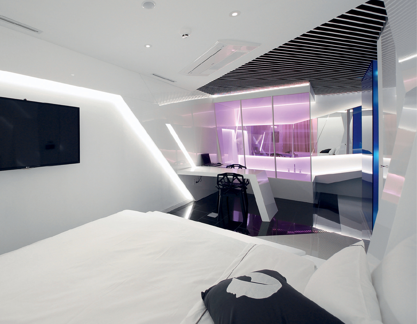 designers-hotel-327-1