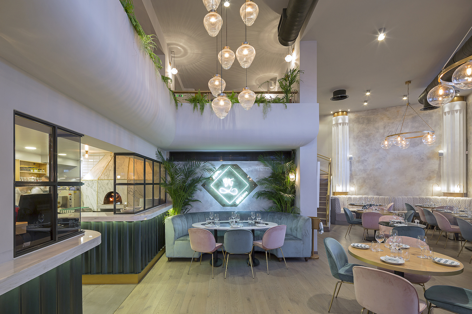 Athen Restaurant Vittoria Gatti