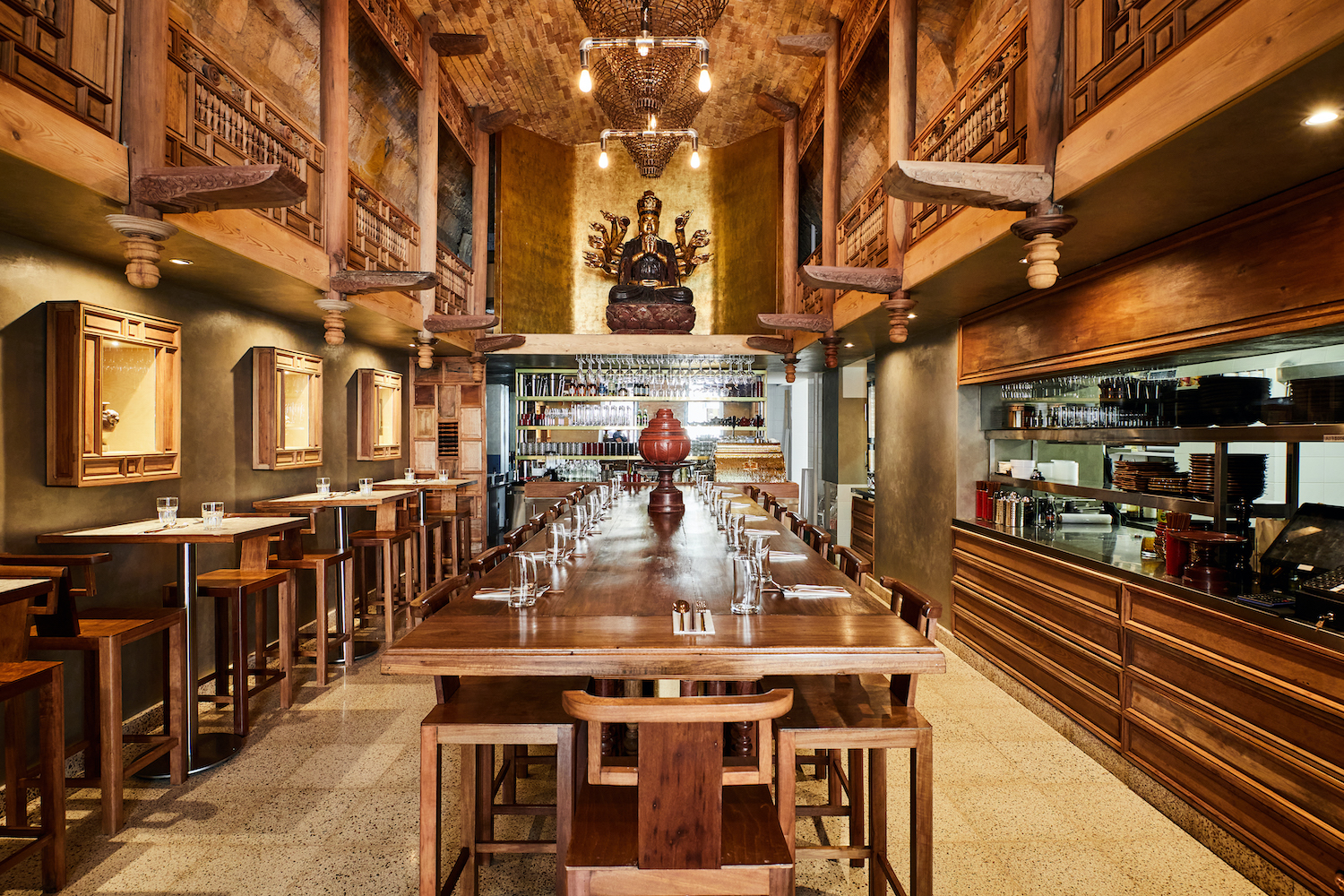 Budapest RESTAURANT QUI_0109